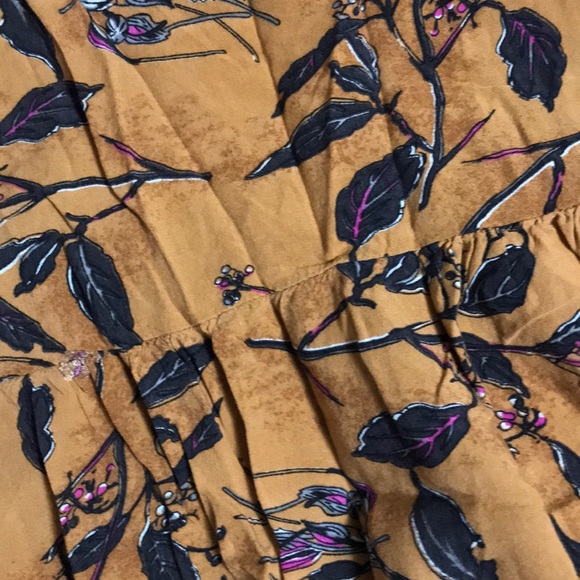 Cute blouse - Picture 7 of 7